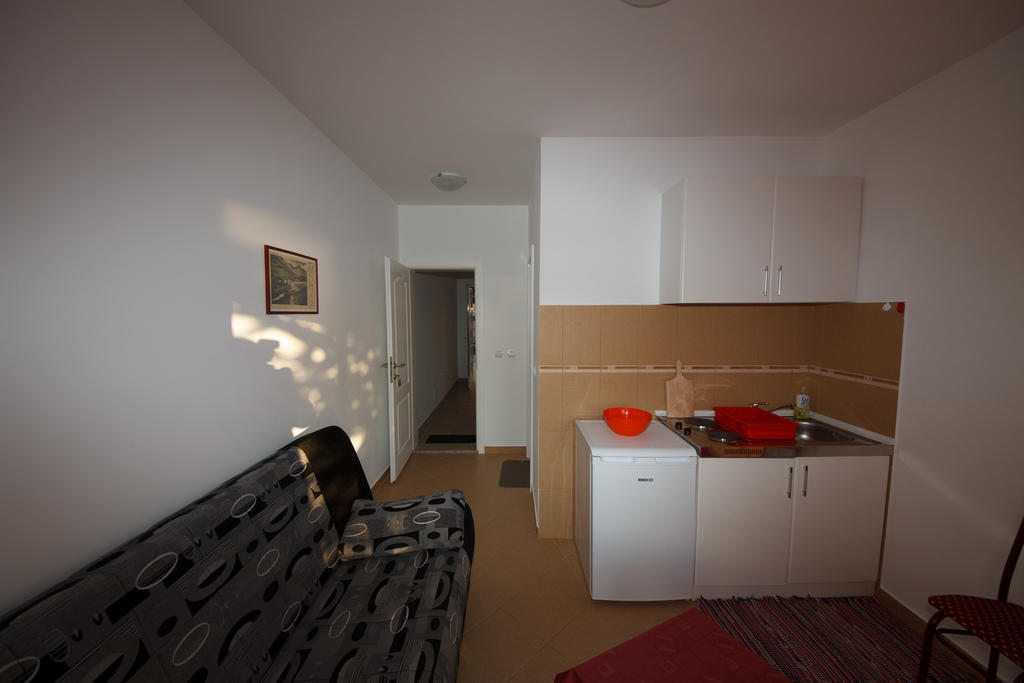סוטומורה Apartments Sergej חדר תמונה