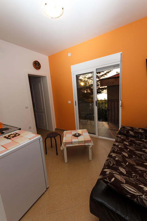 סוטומורה Apartments Sergej חדר תמונה
