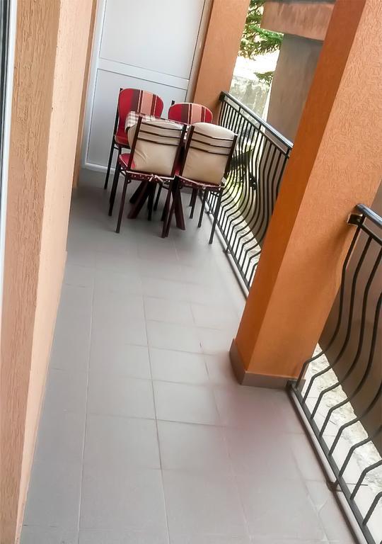 סוטומורה Apartments Sergej מראה חיצוני תמונה